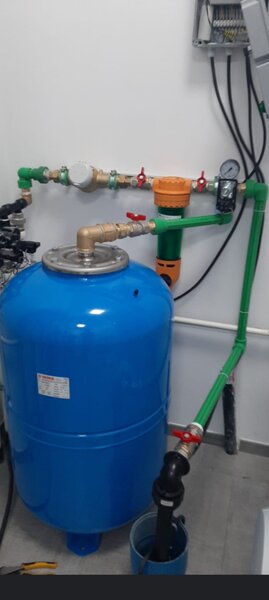 Instalez boiler apa calda, radiator, calorifer, cazi dus, baterii